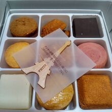 アンリ・シャルパンティエのプチSWEETS BOX