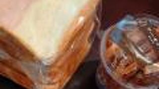 オシャレなパン屋