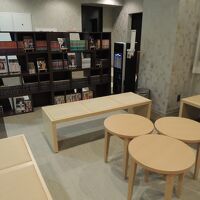 展望浴場前の団欒室　コミック本がいっぱい