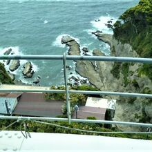 参考) 江の島シーキャンドル