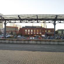 旧横浜港駅 プラットホーム