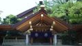 風格ある祈祷殿　