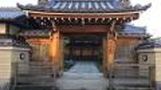 浄土真宗本願寺派のお寺　