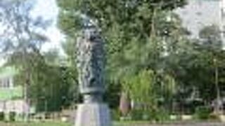 中島公園にあります