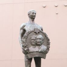 素敵なレリーフです