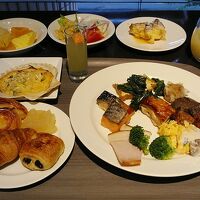 朝食ビュッフェは満足です。