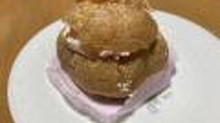 鮮やかな季節のシュークリーム