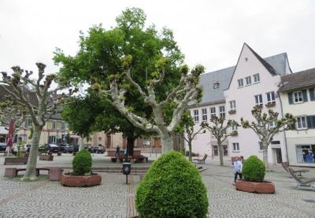 2019年5月Rudesheim リューデスハイム Marktplatz マクルト広場♪