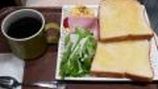 改札出てすぐ頂くモーニング