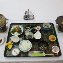 朝食はセットメニュー