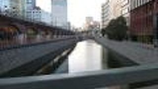 昭和5年に現在の橋が架けられました