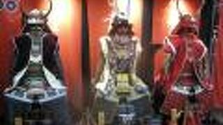 雨宿りに利用させてもらいました。