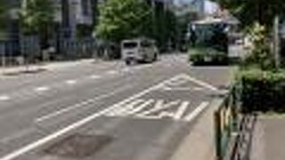 座席を減らした車両が増えています