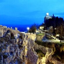 ティターノ山の天辺にあるチェスタ砦（第二の塔）