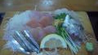 鹿児島の獲れ立て新鮮な魚を堪能できる市場内の食堂