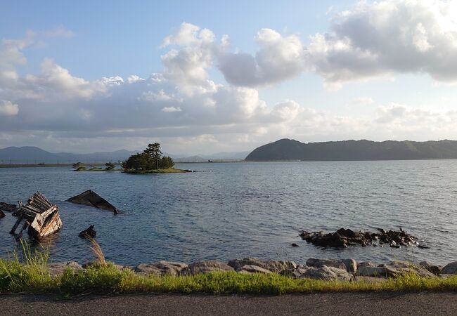 由志園がある島