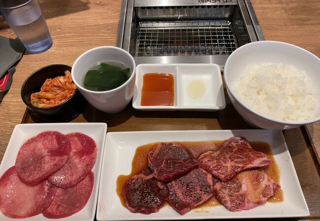 祇園四条駅から徒歩5分!　今、流行りの一人焼肉のお店で手軽にランチ♪