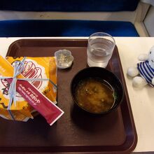 峠の釜めしとなめこ汁のセット(1,200円)