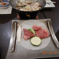 和牛の陶板焼き中・・・