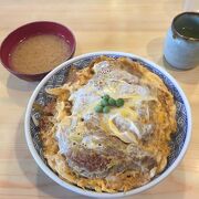 肉厚のカツ丼