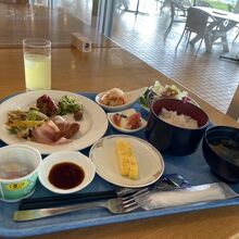 朝食ビュッフェ