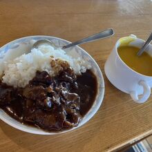 朝食ビュッフェ（ポークカレーとパンプキンスープ）