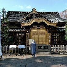 江戸城の鬼門に建てられた寛永寺と共に