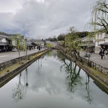 高砂橋から見た美観地区の様子