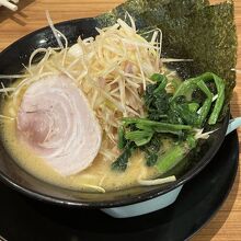 ネギラーメン￥880