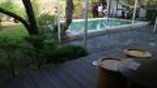 庭が素敵なスタバ