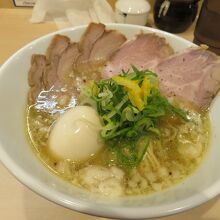 特製鶏塩１１２０円（普通８５０円で充分かと）