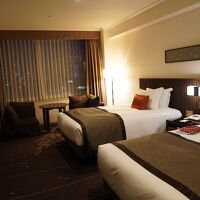 色味もシックで落ち着けるお部屋でした