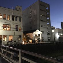 川べりからの風景