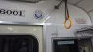 ブルーリボン賞のプレートが掲示された車両に乗車