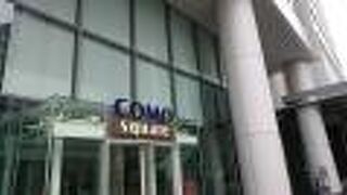 中規模ですが幅広い業種が入居している印象