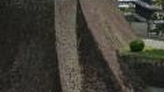 積み方が異なります