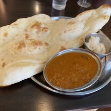 マトンカレーとナン