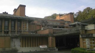 帝国ホテル中央玄関は一番奥に