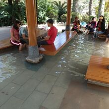 海地獄源泉100％の足湯
