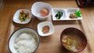 美咲町の名物たまごかけごはんが食べ放題のお店