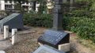 長方形型の石碑