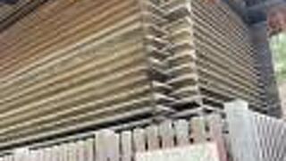 東大寺　法華堂経庫　