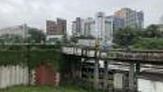 四谷交差点付近