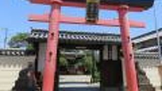 魂諫の神社がいつの間にか縁結びに