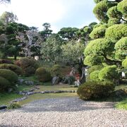 庭園のみが公開されています。