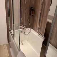 引き戸タイプ。またいで入ります＾＾;