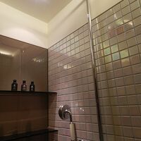 シャワーブースも別にあります