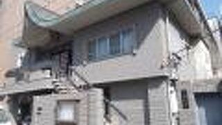 浅草の西浅草で東本願寺の東側にある寺の一つです。