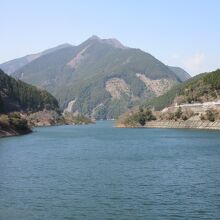 「蓮ダム」によって形成された「奥香肌湖」
