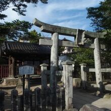 荒胡子神社